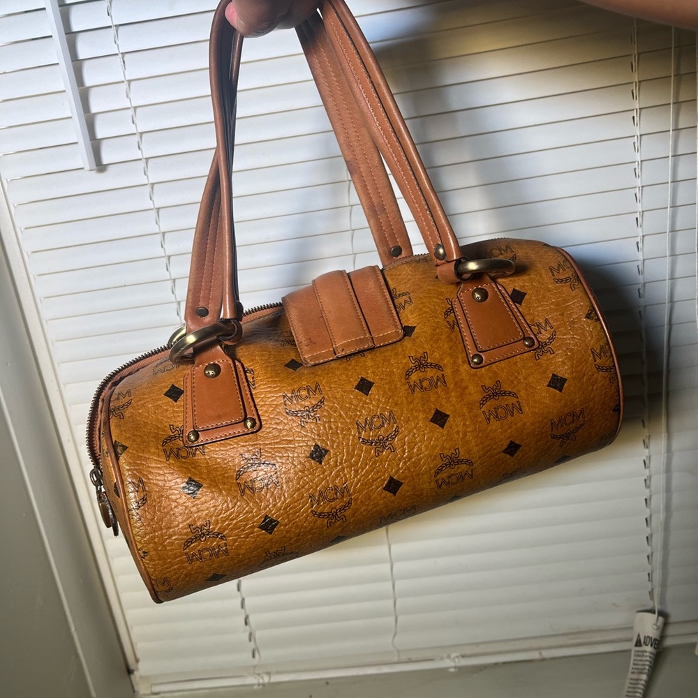 Authentic MCM shoulder bag ‼️‼️‼️